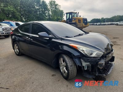 Czwarte zdjęcie samochodu z boku: 2012 HYUNDAI ELANTRA GLS VIN:KMHDH4AE4CU475798 - miniatura