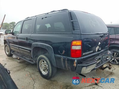 Drugie zdjęcie samochodu z przodu: 2001 CHEVROLET SUBURBAN K2500 VIN:3GNGK26U31G162661 - miniatura