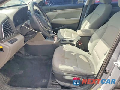 Zdjęcie 7 z 12 samochodu: 2017 HYUNDAI ELANTRA SE VIN:5NPD84LF3HH065912 - miniatura