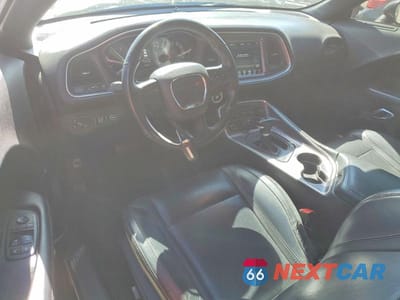 Zdjęcie 8 z 13 samochodu: 2017 DODGE CHALLENGER SXT VIN:2C3CDZAG9HH640866 - miniatura