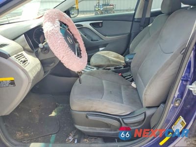 Zdjęcie 7 z 12 samochodu: 2012 HYUNDAI ELANTRA GLS VIN:5NPDH4AE8CH096026 - miniatura
