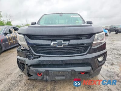 Piąte zdjęcie samochodu w środku: 2018 CHEVROLET COLORADO LT VIN:1GCHTCEN9J1212231 - miniatura