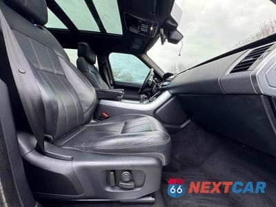 Piąte zdjęcie samochodu w środku: 2021 LAND ROVER RANGE ROVER SPORT HSE DYNAMIC VIN:SALWR2SE0MA758093 - miniatura