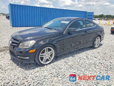 2015 MERCEDES-BENZ C 250 WDDGJ4HB3FG415988 - główne zdjęcie licytacji z USA - miniatura