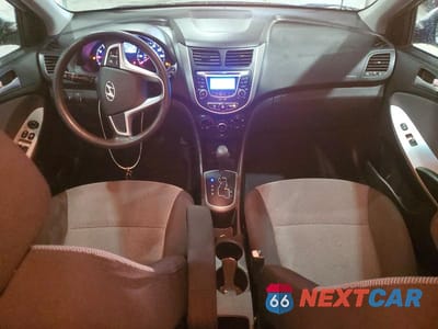 Zdjęcie 8 z 12 samochodu: 2012 HYUNDAI ACCENT GS VIN:KMHCT5AE5CU005201 - miniatura