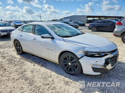 Czwarte zdjęcie samochodu z boku: 2020 CHEVROLET MALIBU PREMIER VIN:1G1ZE5SX4LF011786 - miniatura