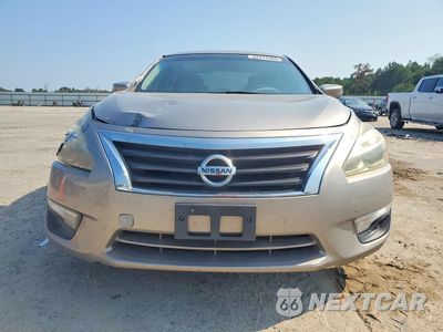 Piąte zdjęcie samochodu w środku: 2014 NISSAN ALTIMA 2.5 S VIN:1N4AL3AP5EC140419 - miniatura