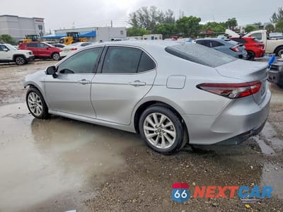 Drugie zdjęcie samochodu z przodu: 2024 TOYOTA CAMRY LE VIN:4T1C11AKXRU880481 - miniatura