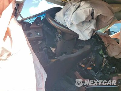 Zdjęcie 9 z 12 samochodu: 2016 CHEVROLET TAHOE K1500 LTZ VIN:1GNSKCKC7GR238274 - miniatura
