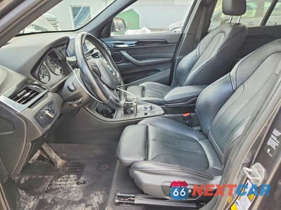 Zdjęcie 7 z 13 samochodu: 2018 BMW X1 XDRIVE28I VIN:WBXHT3C34J5K27989 - miniatura