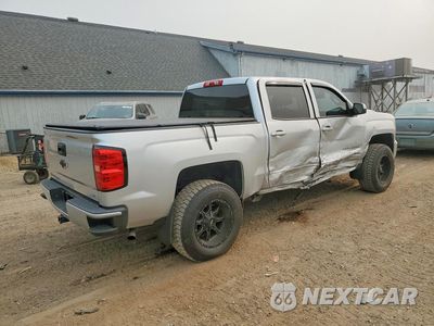 Trzecie zdjęcie samochodu z tyłu: 2018 CHEVROLET SILVERADO K1500 LT VIN:3GCUKRECXJG114927 - miniatura