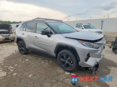 Czwarte zdjęcie samochodu z boku: 2020 TOYOTA RAV4 XSE VIN:2T3EWRFV8LW059132 - miniatura