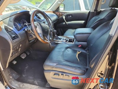 Zdjęcie 7 z 13 samochodu: 2016 INFINITI QX80 BASE VIN:JN8AZ2NE2G9121410 - miniatura