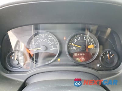 Zdjęcie 9 z 13 samochodu: 2014 JEEP COMPASS SPORT VIN:1C4NJCBB8ED539520 - miniatura