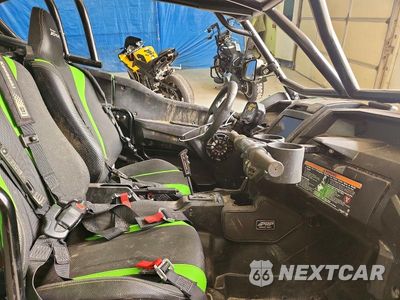 Piąte zdjęcie samochodu w środku: 2021 KAWASAKI TERYX UTILITY VEHICLE VIN:JKARFCA16MB508377 - miniatura