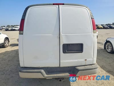 Zdjęcie 6 z 13 samochodu: 2002 CHEVROLET EXPRESS G2500 VIN:1GCGG25R721178126 - miniatura