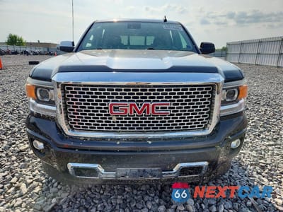 Piąte zdjęcie samochodu w środku: 2015 GMC SIERRA K1500 DENALI VIN:3GTU2WEJ0FG101303 - miniatura