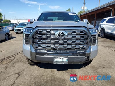 Piąte zdjęcie samochodu w środku: 2026 TOYOTA TUNDRA PLATINUM HV VIN:5TFNC5DB4TX132891 - miniatura
