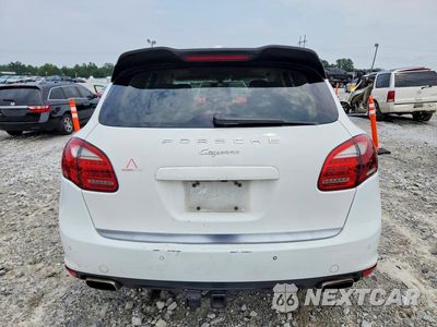 Zdjęcie 6 z 13 samochodu: 2012 PORSCHE CAYENNE VIN:WP1AA2A2XCLA07715 - miniatura