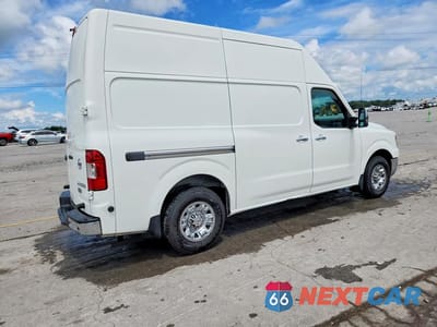 Trzecie zdjęcie samochodu z tyłu: 2014 NISSAN NV 2500 DELIVERY VAN VIN:1N6AF0LY5EN108741 - miniatura