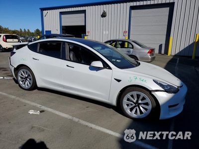 Czwarte zdjęcie samochodu z boku: 2023 TESLA MODEL 3 VIN:5YJ3E1EA6PF457994 - miniatura