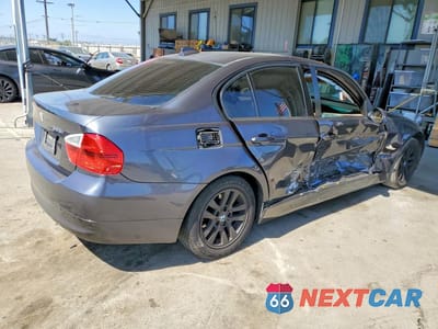 Trzecie zdjęcie samochodu z tyłu: 2006 BMW 3 SERIES I VIN:WBAVB13596PT06687 - miniatura