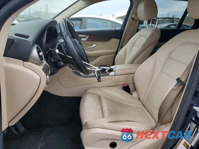 Zdjęcie 7 z 13 samochodu: 2016 MERCEDES-BENZ GLC 300 VIN:WDC0G4JB9GF059133 - miniatura