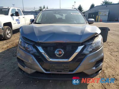 Piąte zdjęcie samochodu w środku: 2021 NISSAN ROGUE SPORT SV VIN:JN1BJ1BW2MW669616 - miniatura
