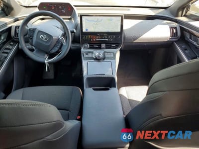 Zdjęcie 8 z 12 samochodu: 2025 TOYOTA BZ4X XLE VIN:JTMAAAAA6SA073563 - miniatura