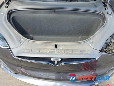 Zdjęcie 11 z 12 samochodu: 2024 TESLA MODEL X VIN:7SAXCDE58RF451986 - miniatura
