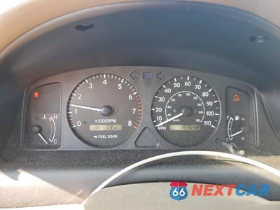 Zdjęcie 9 z 12 samochodu: 2002 TOYOTA COROLLA LE VIN:2T1BR12E02C589041 - miniatura