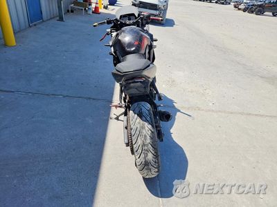 Czwarte zdjęcie samochodu z boku: 2024 SUZUKI GSX800 F VIN:JS1EM13B2R7100936 - miniatura