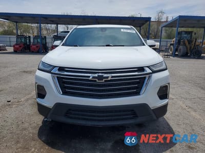 Piąte zdjęcie samochodu w środku: 2023 CHEVROLET TRAVERSE LT VIN:1GNERGKWXPJ317091 - miniatura