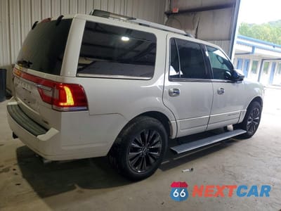 Trzecie zdjęcie samochodu z tyłu: 2015 LINCOLN NAVIGATOR VIN:5LMJJ2JT8FEJ01720 - miniatura