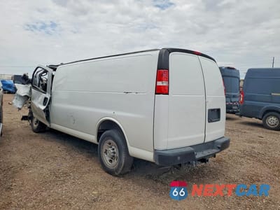 Drugie zdjęcie samochodu z przodu: 2023 CHEVROLET EXPRESS G2500 VIN:1GCWGBFP5P1121908 - miniatura