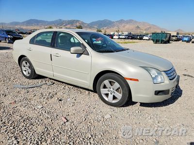 Czwarte zdjęcie samochodu z boku: 2008 FORD FUSION SE VIN:3FAHP07118R185481 - miniatura