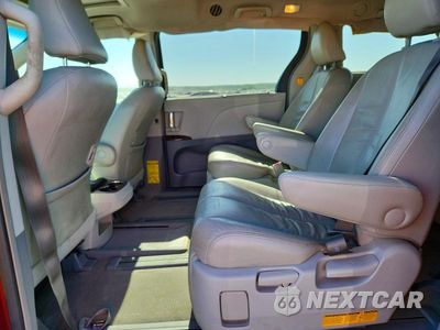 Zdjęcie 11 z 13 samochodu: 2013 TOYOTA SIENNA XLE 7-PASSENGER VIN:5TDDK3DC4DS059234 - miniatura