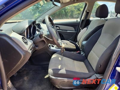 Zdjęcie 7 z 13 samochodu: 2013 CHEVROLET CRUZE LS VIN:1G1PB5SH9D7251842 - miniatura