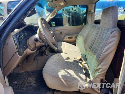 Zdjęcie 7 z 13 samochodu: 2003 TOYOTA TACOMA BASE VIN:5TENL42N63Z281710 - miniatura
