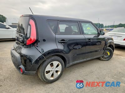 Trzecie zdjęcie samochodu z tyłu: 2015 KIA SOUL BASE VIN:KNDJN2A29F7151596 - miniatura