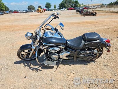 Trzecie zdjęcie samochodu z tyłu: 2009 YAMAHA XVS950 A VIN:JYAVN01E09A005557 - miniatura
