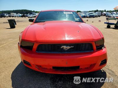 Piąte zdjęcie samochodu w środku: 2012 FORD MUSTANG VIN:1ZVBP8AM6C5254031 - miniatura
