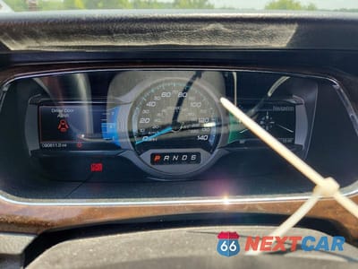 Zdjęcie 9 z 12 samochodu: 2016 FORD TAURUS LIMITED VIN:1FAHP2F83GG114086 - miniatura