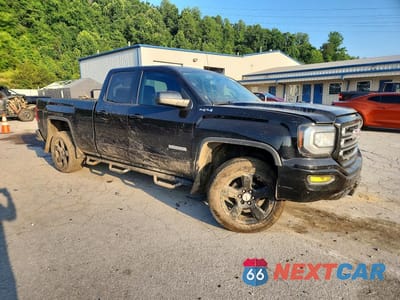 Czwarte zdjęcie samochodu z boku: 2017 GMC SIERRA K1500 SLE VIN:1GTV2MEC1HZ261607 - miniatura