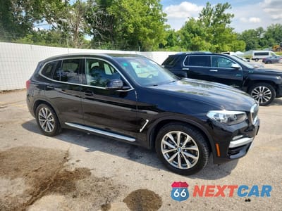 Czwarte zdjęcie samochodu z boku: 2019 BMW X3 XDRIVE30I VIN:5UXTR9C58KLP83731 - miniatura