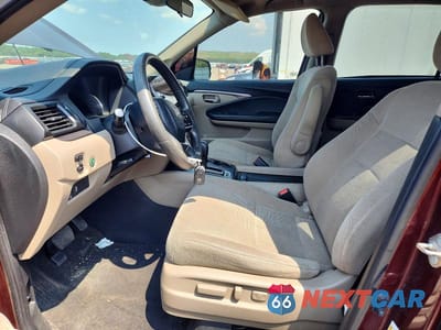 Zdjęcie 7 z 13 samochodu: 2020 HONDA PILOT EX VIN:5FNYF6H34LB021295 - miniatura