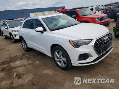 Czwarte zdjęcie samochodu z boku: 2020 AUDI Q3 PREMIUM VIN:WA1AECF34L1068559 - miniatura