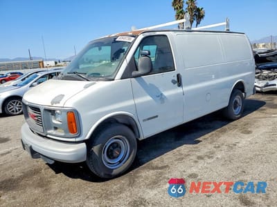 2002 GMC SAVANA G2500 1GTGG25R121228860 - główne zdjęcie licytacji z USA - miniatura
