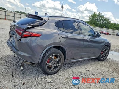 Trzecie zdjęcie samochodu z tyłu: 2022 ALFA ROMEO STELVIO TI VIN:ZASPAKBN8N7D38431 - miniatura