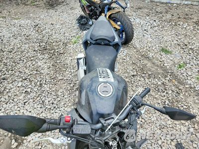 Piąte zdjęcie samochodu w środku: 2024 HONDA CB500 F VIN:MLHPC7152R5000586 - miniatura